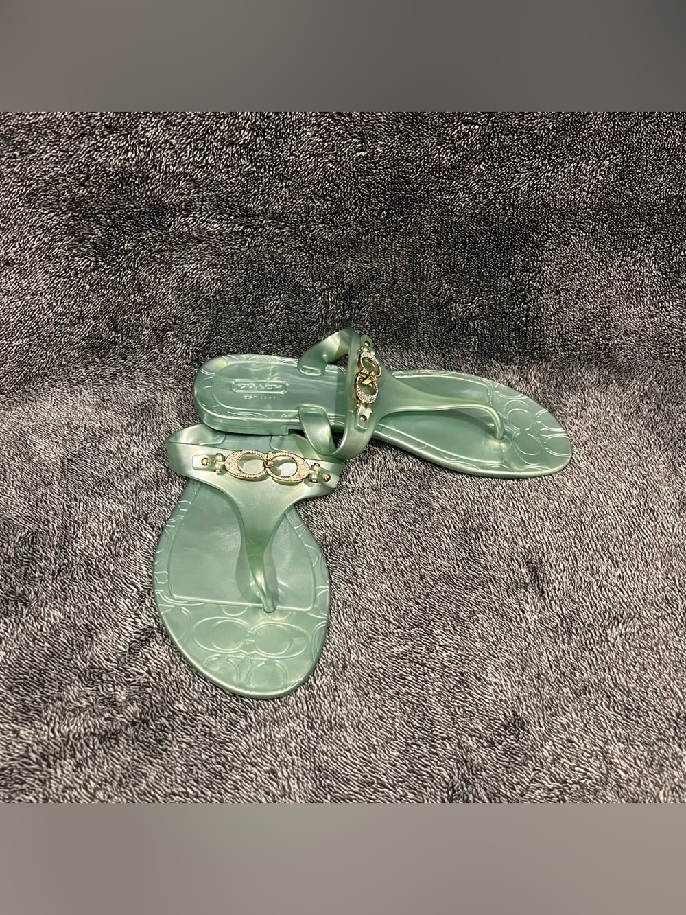 Coach Pennie 2 jelly thong sandals in seafoam green with gold hardware size 7B